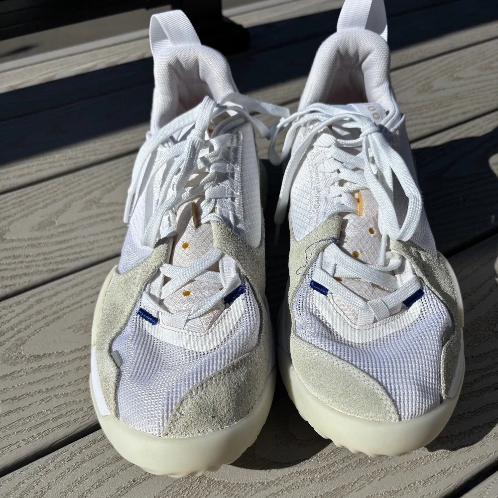 Jordan style sneaker